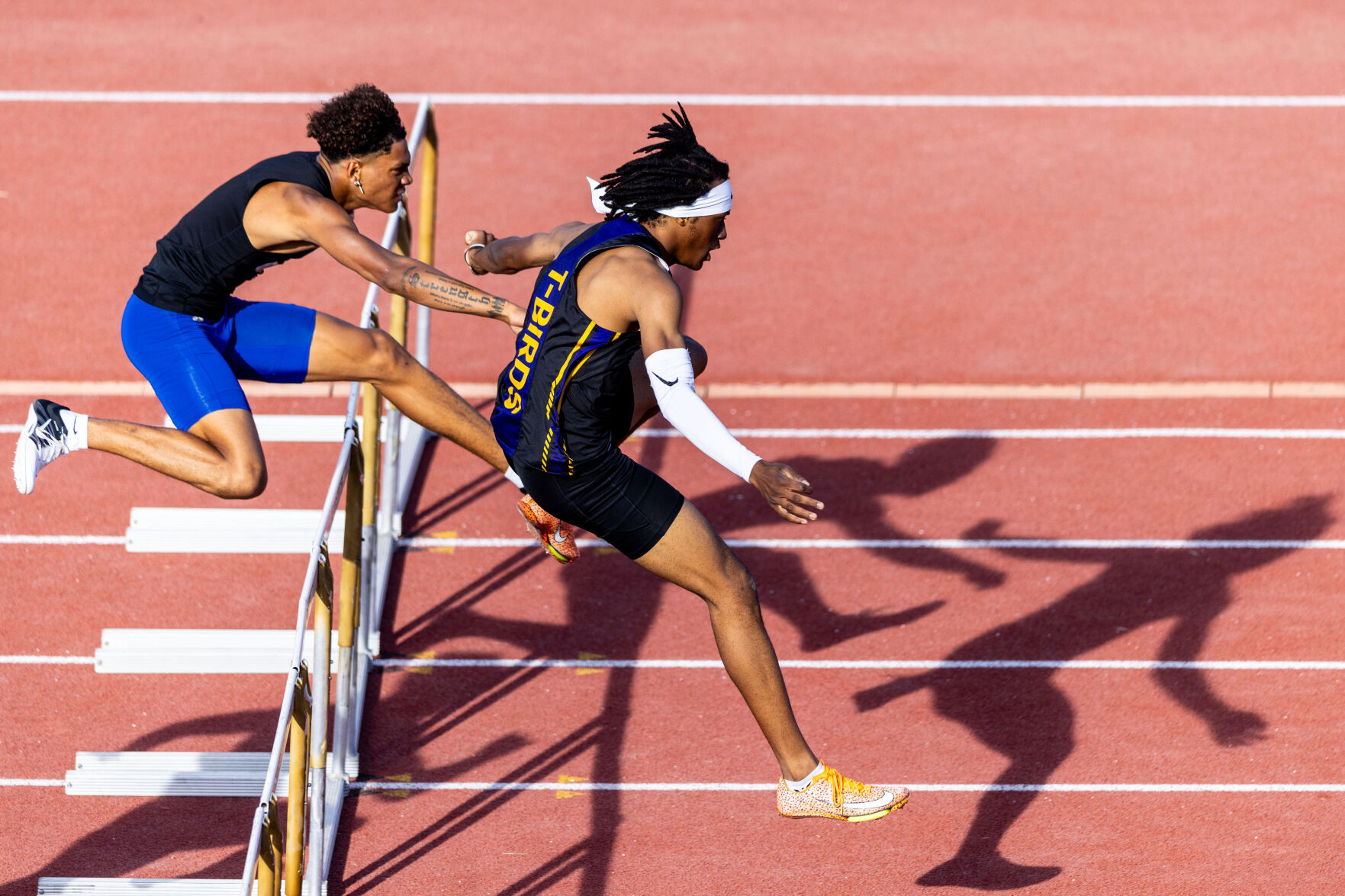 050725-owh-spo-hstrack-cm-03.jpg